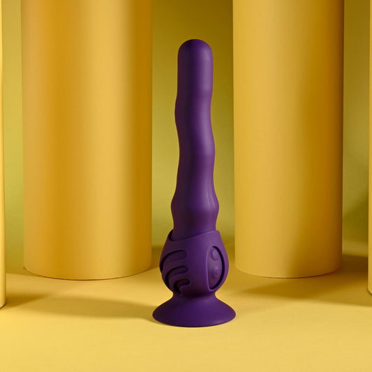 Playboy Pleasure WIGGLE IT - 23.9 cm USB Rechargeable Wiggling Vibrator