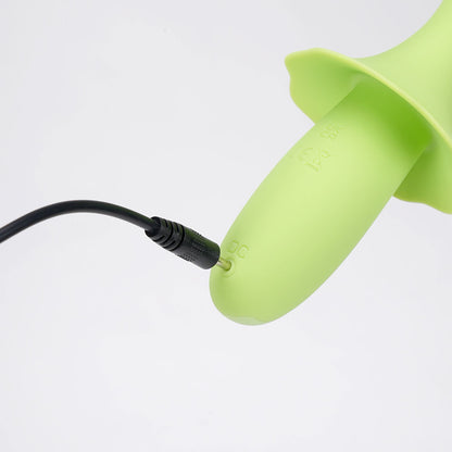 Maia SIENNA - 15.2 cm USB Rechargeable Fluttering Bullet – Green