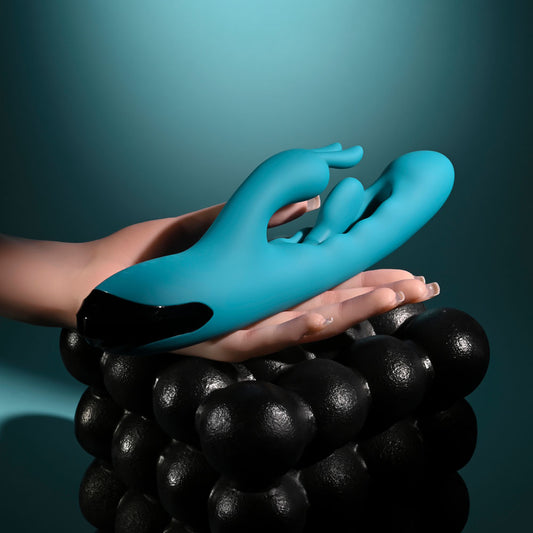Evolved BUNNY TAPPER - 20 cm USB Rechargeable Rabbit Vibrator with Flicking Shaft