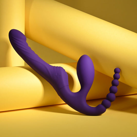 Playboy Pleasure HUG IT OUT - 29 cm USB Rechargeable Strapless Strap-On