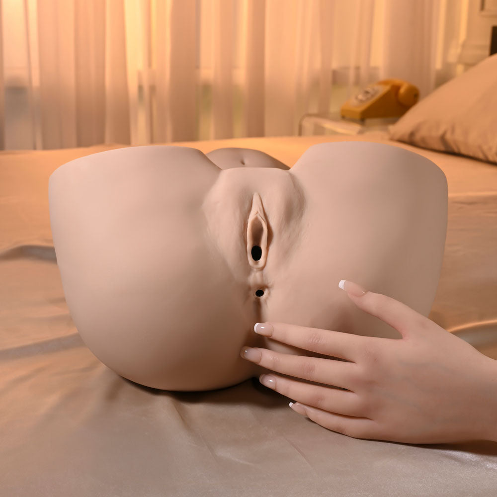 Zero Tolerance SQUIRT FOR ME XL RILEY REID - USB Rechargeable Realistic Squirting Masturbator